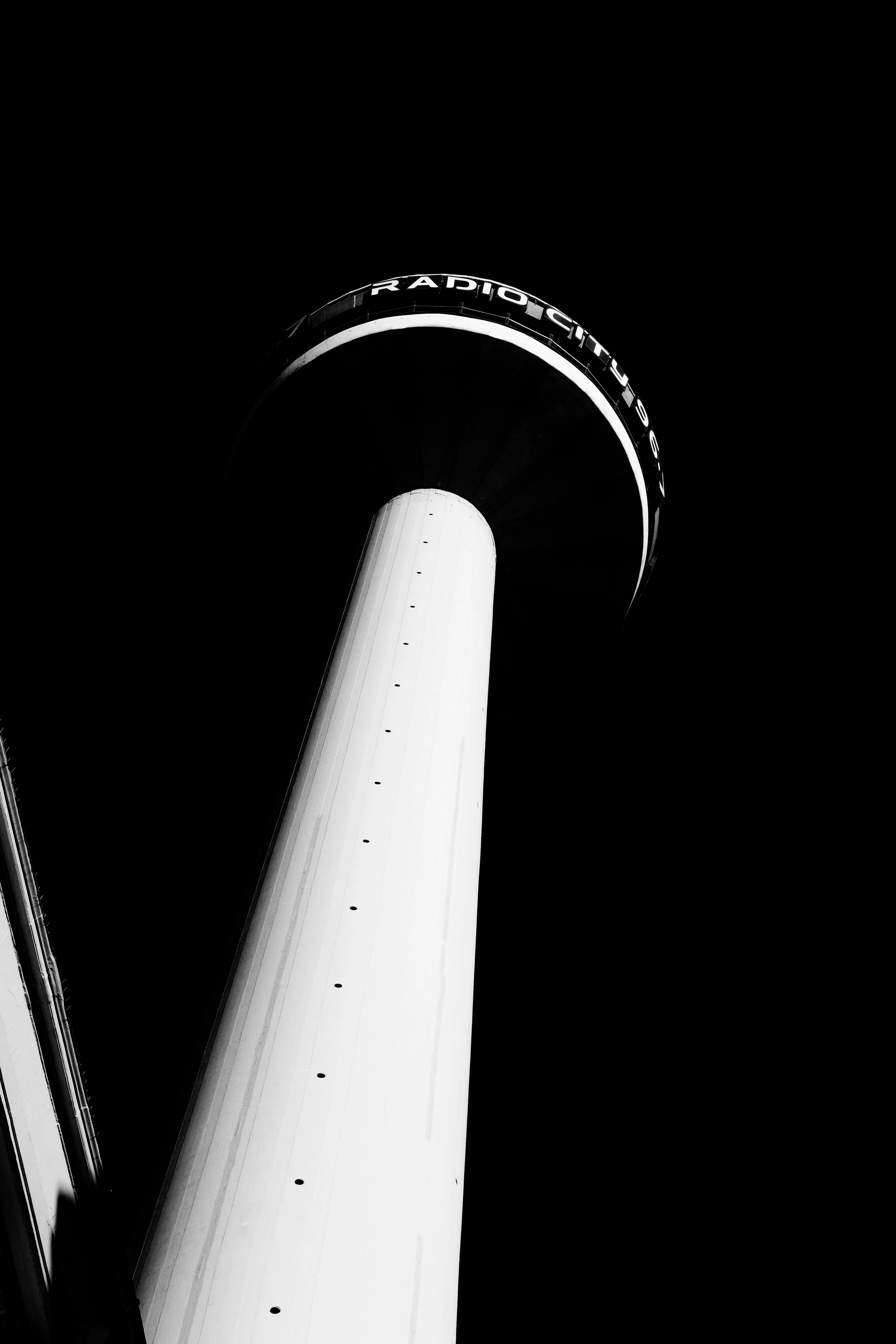 02)Radio City.webp